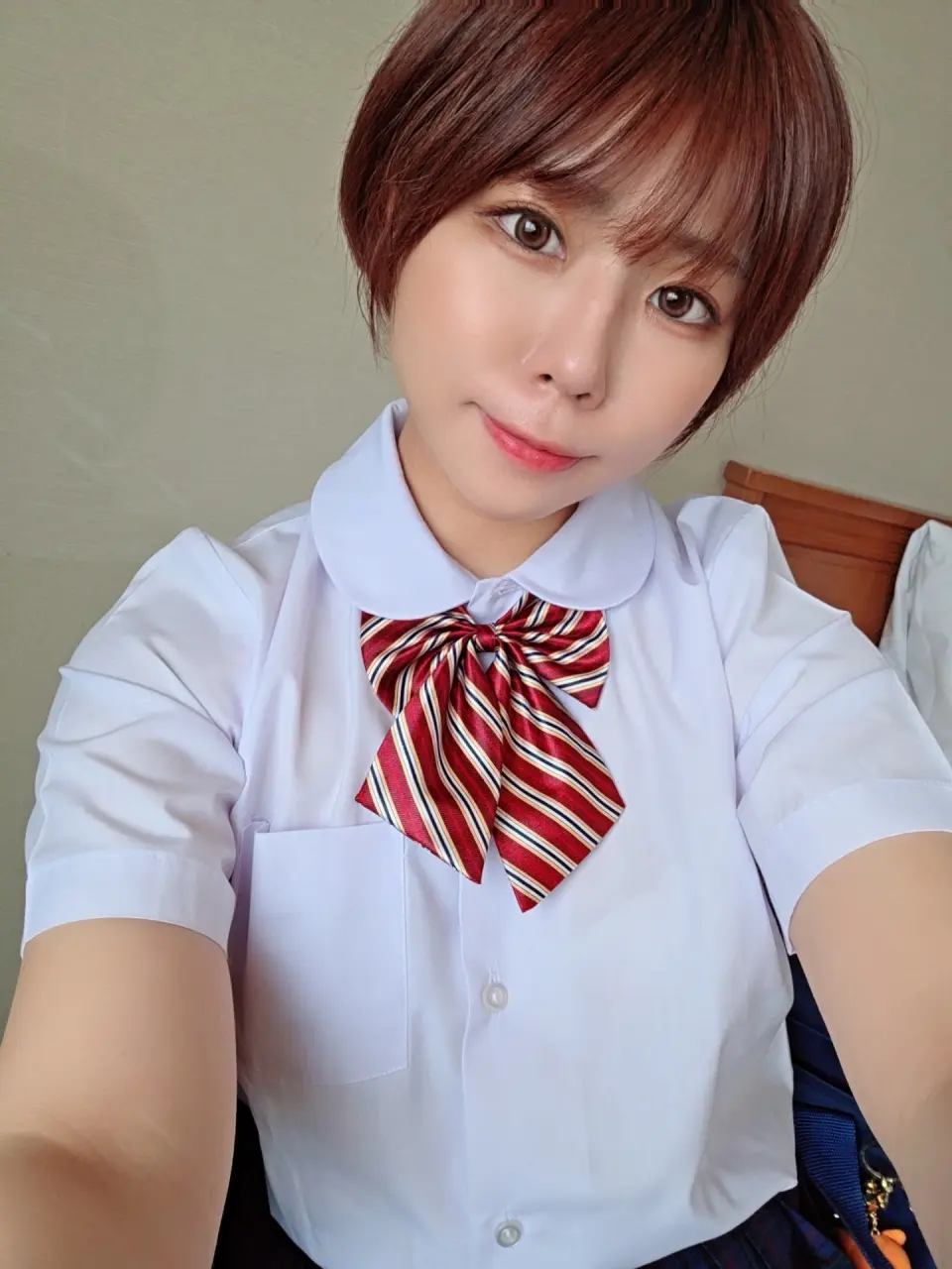 FC2-PPV-4678765 - Exclusive Sale※Special Price→990pt【No】 Fatal Piledriver 69 Explodes in Massive Ejaculation!! Everyone's Favorite Emiri-chan as a Uniform-Changing Dutch Wife~ Beastly Old Guys' Endless 3P Sex with Unlimite