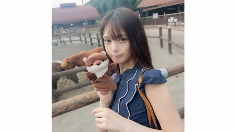 FC2-PPV-4559771 - Face Revealed! 3-Day Limited Offer! I never imagined I’d see her again… Since her school uniform days, she’s grown not only into a woman with beautiful F-cup breasts, but also into a stunning woman with a