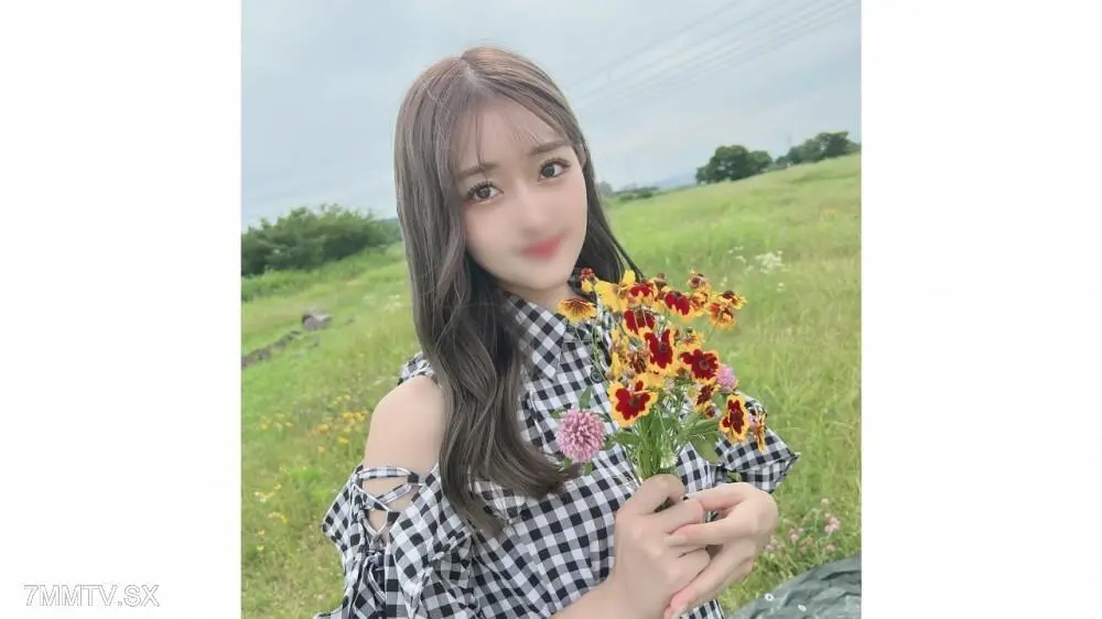 FC2-PPV-4550000 - First Shoot / Outdoor! Limited to 3 Days! A glamorous and beautiful young lady, raised in a strict household, joins a prestigious women’s club! This romantic, extremely inexperienced woman is having her f